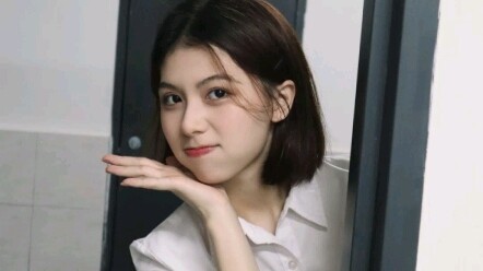 翻出了上个月的一点毕业照~