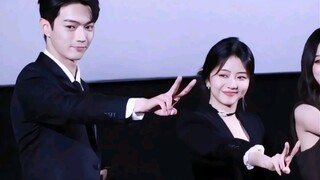 Xu Kai and Tan Songyun attended the offline fan meeting together. The handsome man and beautiful wom