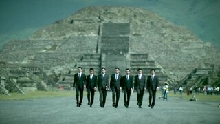 【2012】Tarian Robot Ajaib Manusia Berjas Jepang WORLD ORDER