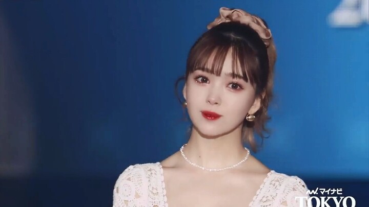 Peragaan Busana Tokyo: Gadis-gadis Cantik Seksi Fujita Nicole, Saito Asuka, Suzuki Airi, dan Suzuki 