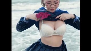 jadi basahkan seragamnya🧐🧐🤤🤤🤤🥵