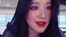 (G)I-DLE 220626 Apakah Shuhua memiliki bau kaki? Kelihatannya enak bagiku