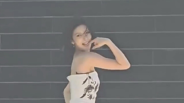 【NMIXX】Bae跳Twice的'THIS IS FOR'能看出来很开心了｜251022 冠军秀FM