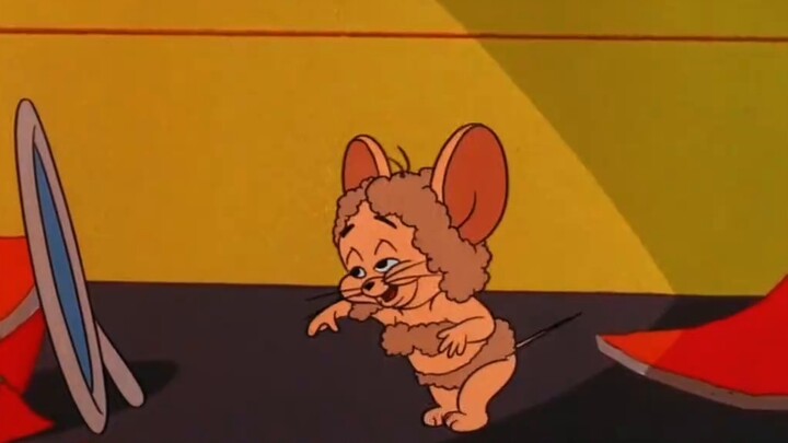 Đây là MV gốc của "Bad Girl"!