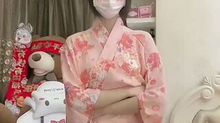 看穿搭猜身高