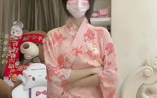 看穿搭猜身高