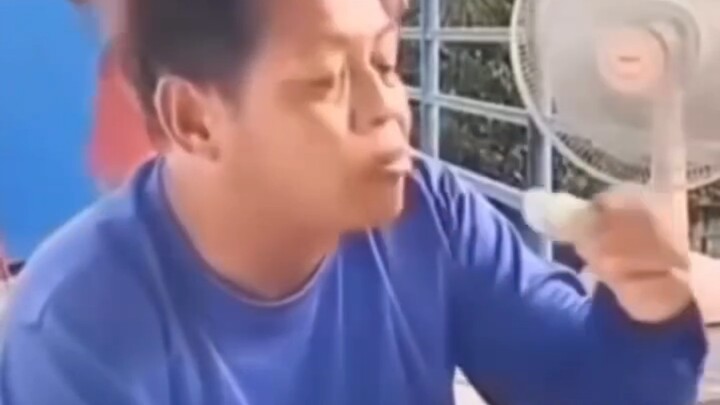 【每日一笑，功德忘掉】不对劲，这味道十分得有九分不对劲