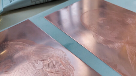 Another day of waiting for the gravure version...I am so anxious...