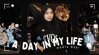 VLOG #50: PARTY ATAU KERJA NIH??? 🤔🤔