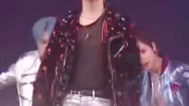 เฉินเล่อ: เจโนกับแจมินถอดเสื้อแล้ว ฉันจะใส่ชุดซีทรูสักตัวไม่ได้เหรอ? 【จงเฉินเล่อ ผู้ชายวัยผู้ใหญ่ที่