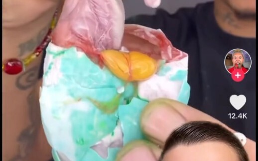 โอ้ย แทบทำให้ฉันอ้วกแตกเลย!