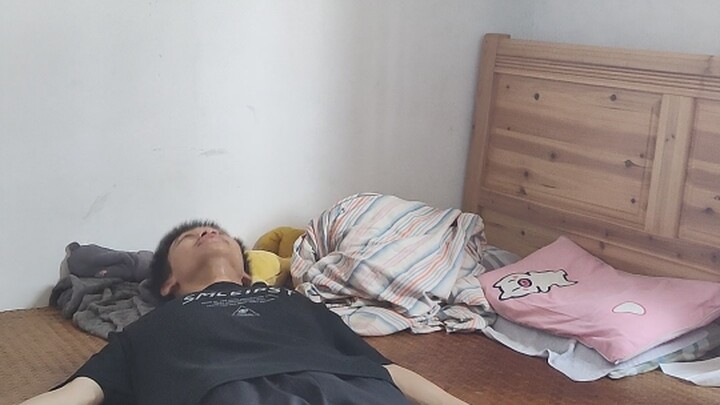 I want to play Three Kingdoms Kill—give my phone back!