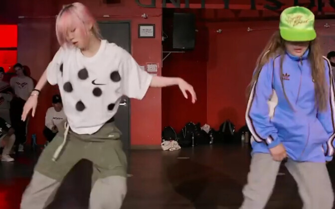 【LyleBeniga编舞】梦幻联动哦 小贝Bailey和Swag帅妹Reina同框跳Lyle的编舞
