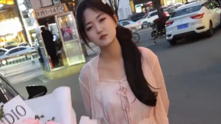 “Gặp gỡ giống như gửi một bức điện tín”
