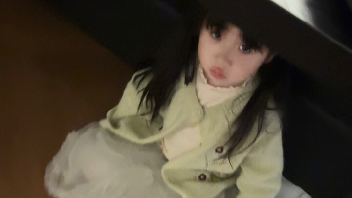 How could I bear not to forgive her~?