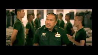 ฉากฮาๆ น้าค่อมบุกกองร้อย