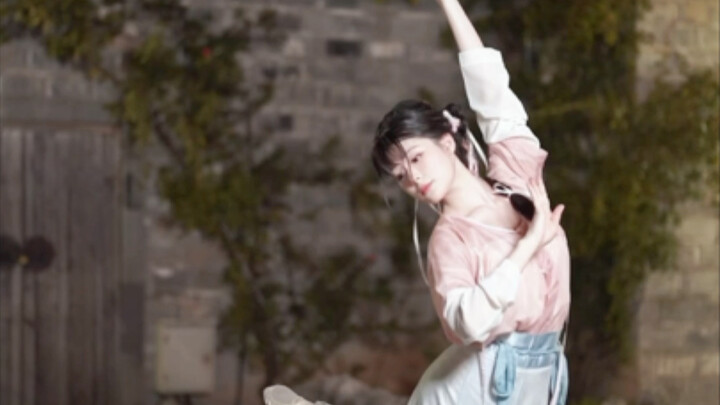 "Kissing your eyes in this life is my salvation, don't cry" Original choreography of Eternal Night S