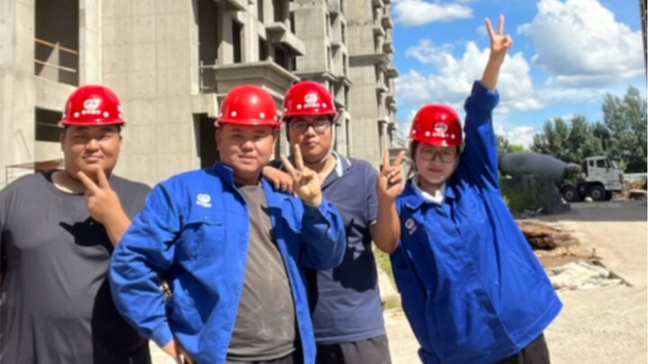 How could I not miss the life on the construction site when I left?