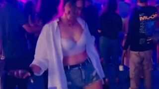 DJ club house sexy Babe Dance 😍