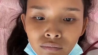 أنا في عمر 29 عامًا، وأعاني من الفشل الكلوي منذ 10 سنوات، الآن أنا أعيش بمفردي مع طفلي، والحياة صعبة