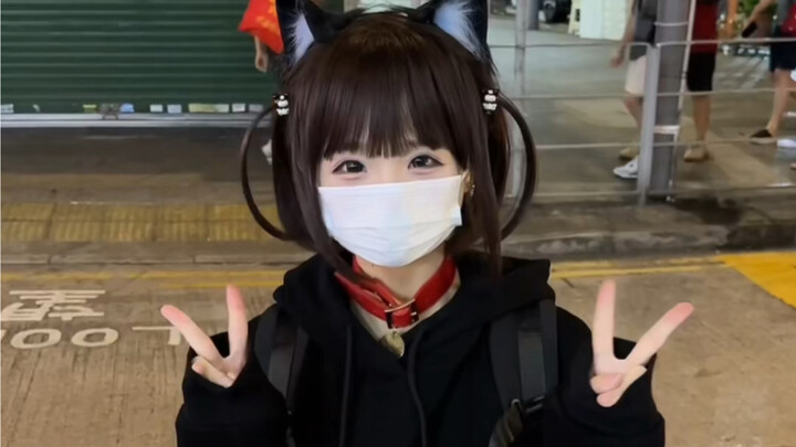 I turn into a little kitten as soon as I see you～