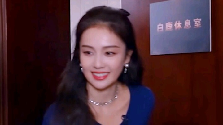 Bai Lu: Stop using that gentle voice, please speak normally