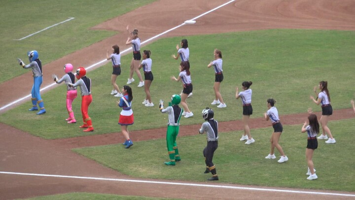 『ทีมอัศวินดราก้อน ริวโซเจอร์』การแสดงเต้นสนุกสนานก่อนการแข่งขันเบสบอล tw การแสดงเต้น ED เวอร์ชันพี่เล