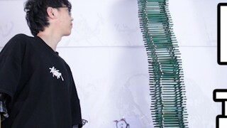 How high can you stack pencils like this? The guy used 500 pencils to stack them up to the ceiling