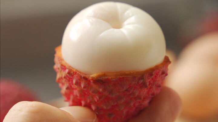 Agak asam sekaligus agak manis