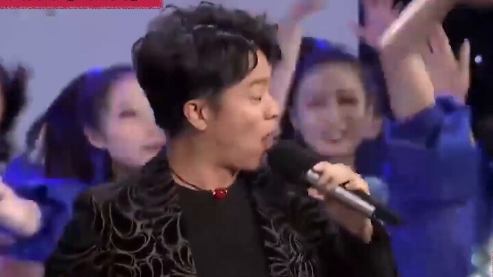 Zeng Yi: Kiếm tiền ngày càng khó, trước đây tôi chỉ hát vài câu, nhưng bây giờ toàn là lời của tôi!