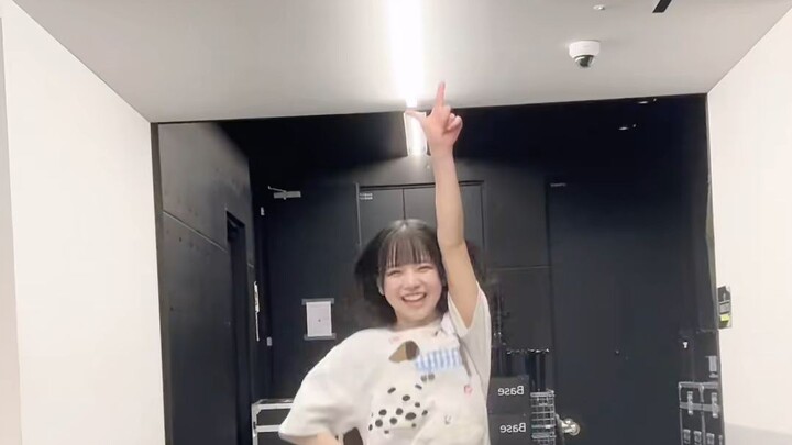 Tiểu Ái Tô đã nhảy bài của nhóm Trư Trư Đoàn!