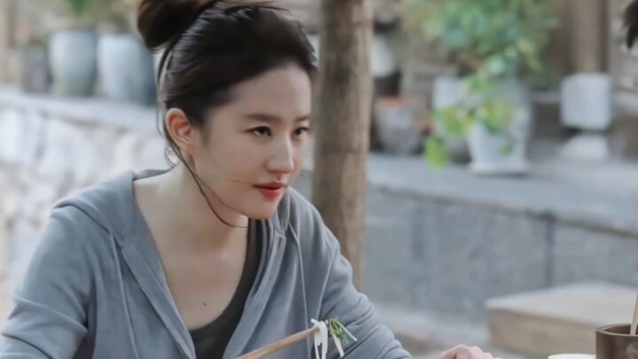 In a few more years, I’ll still be a gorgeous beauty hahaha!