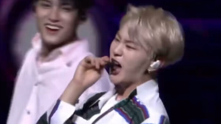 Hoshi teaches you fancy ways to prove “turning on the mic” — nonstop high‑octane moments, plus an ap