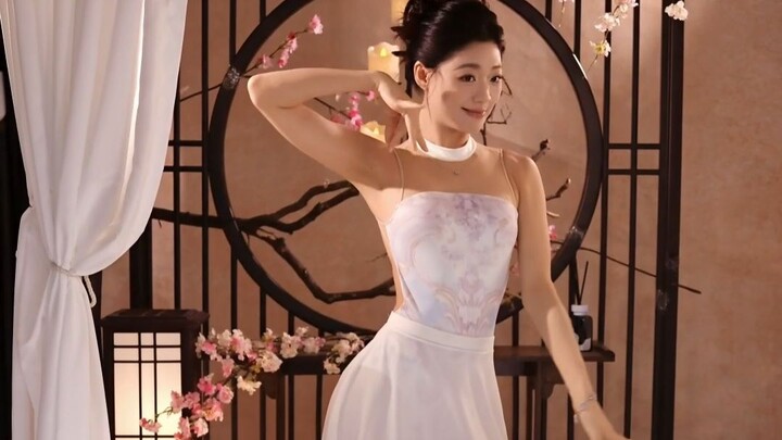 Bishangguan: Chinese Dance Little Fairy