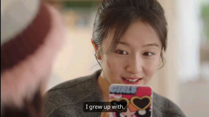 The bracelet can change her whole appearance