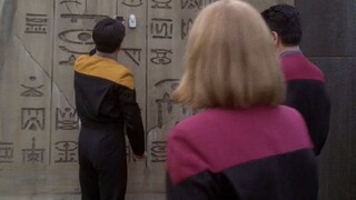 Star.Trek.Voyager.s06e14.Memorial.x264-LMK