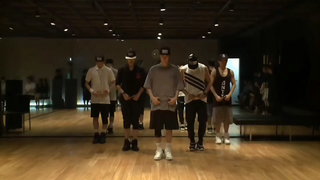 【Wang Yibo】The dance compilation of Brother Bo is gone, so I'm splitting it up and reposting it now.