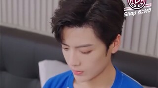 ปลอมตัวหลอก CEO