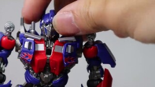 Bruco [Transformers] Beyond 1 Optimus Prime Unboxing Review [Xiao Ming's Daily Life] Issue 277