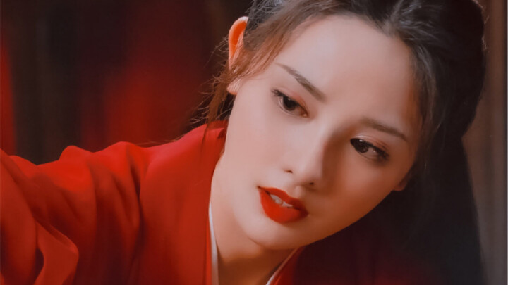 [Bành Tiểu Nhiên] Cô ấy đến rồi! Cô ấy đến rồi! Cô ấy đã trở lại với bộ quân phục chiến đấu của mình