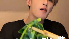【檀健次】直播这里真的笑死,粉丝吃菜你吃肉哈哈哈哈哈