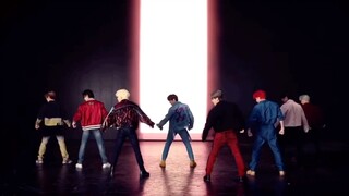 【Stray Kids】Menyimpan beberapa db yang sangat saya sukai (dilengkapi dengan 24 dance)