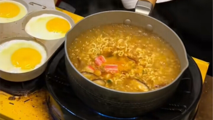 Let’s have an egg, crab stick, and cheese instant noodle bowl!!!