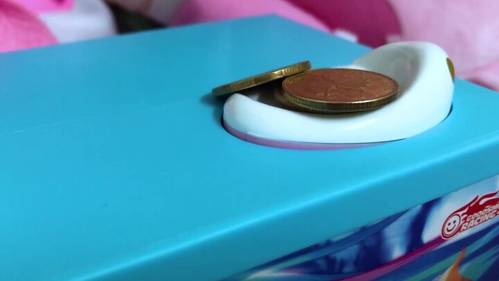 [Hatsune Miku] Mình có thể chơi với con heo đất này cả ngày! Sao mình lại làm hỏng con heo đất Hatsu