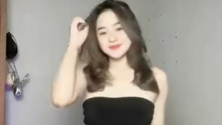 SENYUMIN AJA LAH