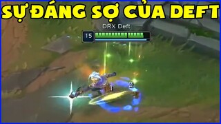 Sự đáng sợ của Deft khi được cầm tướng tủ Ezreal, Cách cao thủ sử dụng dịch chuyển một cách chí mạng