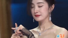 No one can control Xu Kai’s mouth. At the award ceremony, Bai Lu was so amused that she stamped her