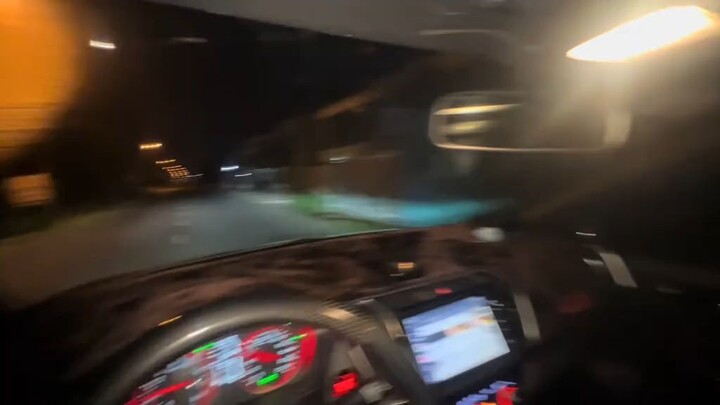 Chuyện hồi hôm giờ mới kể kkk