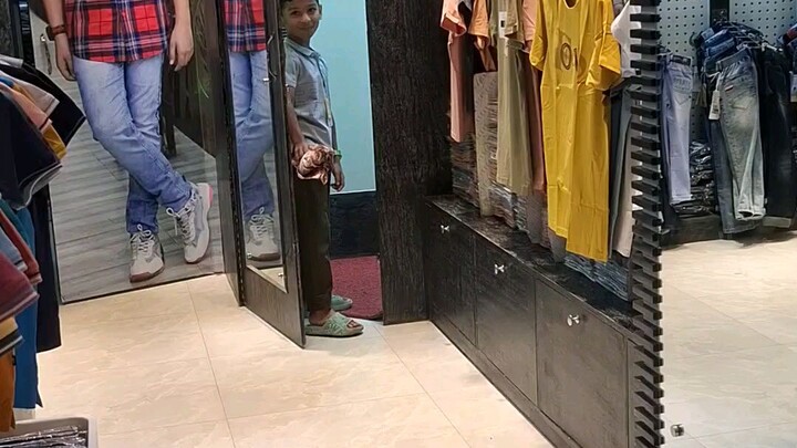 Imran Irfan- Shopping Time