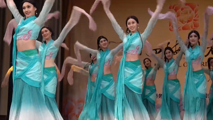 『诗经·小雅·采薇』近距离-中国歌剧舞剧院-“四海同春”精彩表演舞蹈1080P